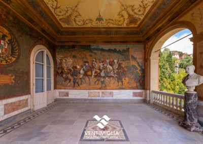 Affreschi della terrazza panoramica di Villa Hanbury di Ventimiglia